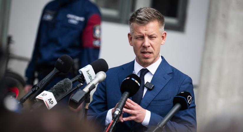 Így reagált Magyar Péter arra, hogy Orbán Viktor nem veszi fel a parlamenti mandátumát