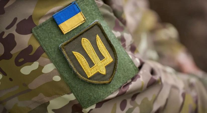 Szívelégtelenségben vesztette életét egy férfi a toborzóközpontban Krivij Rihben