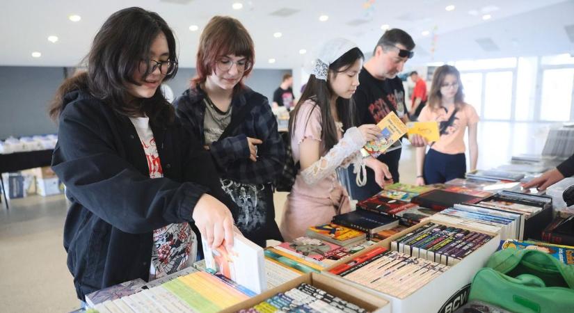Kincsekkel tértek haza a képregényrajongók a nyíregyházi börzéről (fotók, videó)