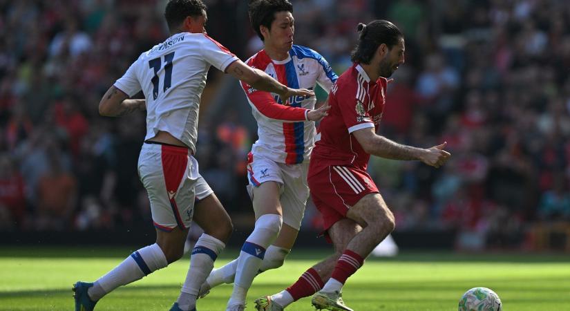 Pécsi Ármin centikre volt a debütálástól, sportszerűtlen gól árnyékolta be Szoboszlaiék meccsét