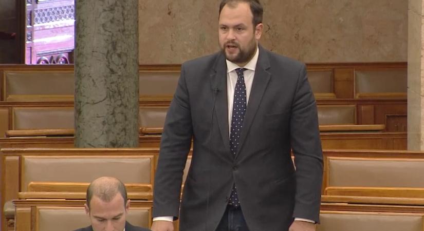 A KDNP szerint szemenszedett hazugság a Szőlő utcai áldozat új interjúja, pedig ő meg sem nevezte, ki lehet „Zsolti bácsi”