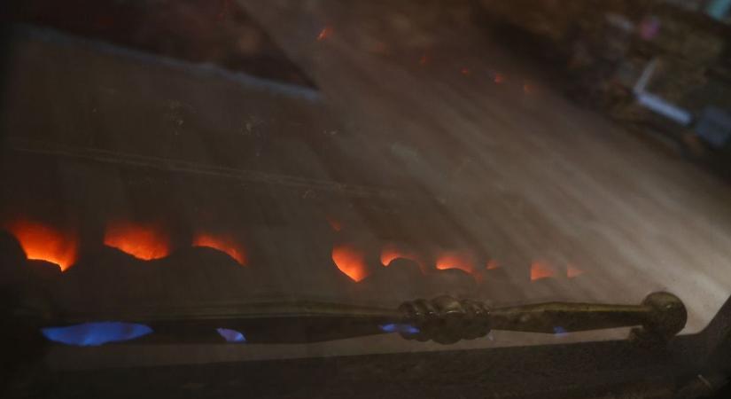 Csengetnek: napokon belül megszűnik a „rezsicsökkentés plusz" elérhetősége