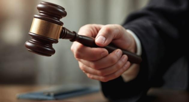 Az ungvári bíróság először ítélt el Ukrajnában hatályosan TCK-munkatársat az ombudsman akadályozásáért