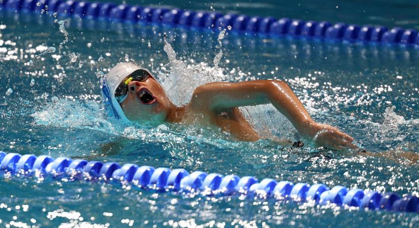 Fiatal tehetségek lepték el a Csik Ferenc Versenyuszodát