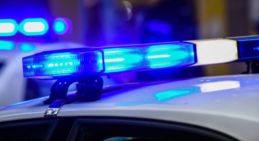 Mentőt riasztottak egy kéthetes csecsemőhöz, eltűnt egy 9 éves kisfiú