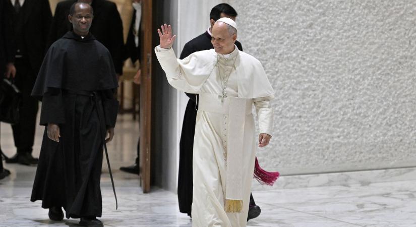 Most kapaszkodjon meg! Egyszerre üzent a pápa az abortuszpártiaknak és Trumpnak – „Minden emberi élet szent”