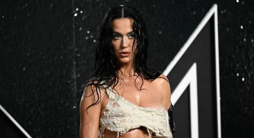 Újabb szexuális vádakat fogalmaztak meg Katy Perryvel szemben