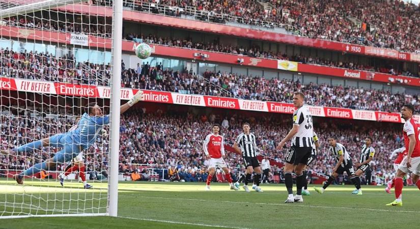 Eze korai góljával verte a Newcastle-t, és visszaállt az élre az Arsenal