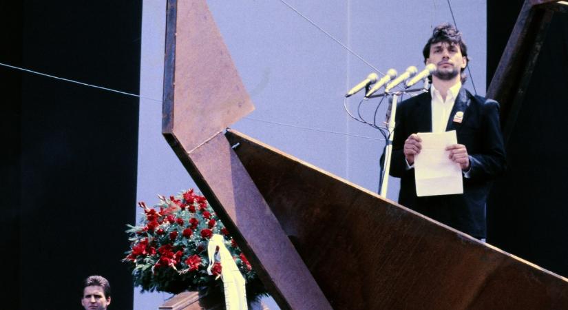 Orbán Viktor - 36 év a parlamentben - fotók, ahogy mostanság nem fogjuk látni a Fidesz elnökét