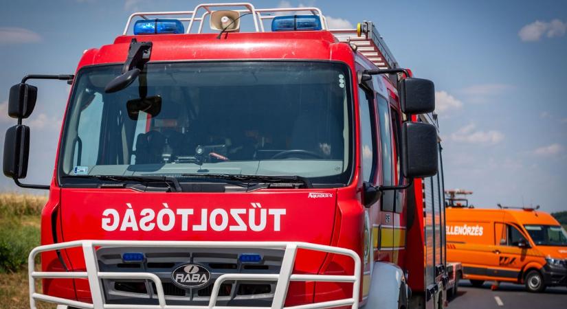 Motor és autó ütközött össze a 76-os főúton