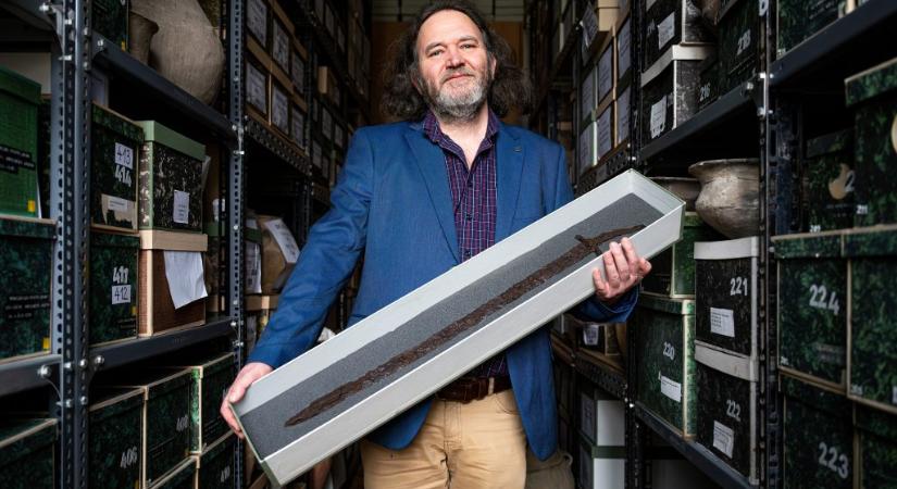 Szenzációs lelet: a honfoglaló elit három tagját találták meg Akasztón