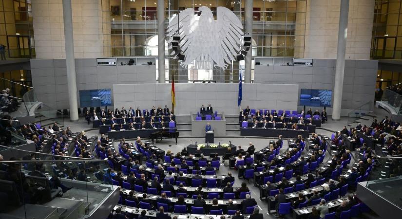 Tömeges adathalász támadások érték a német közélet szereplőit – lehet találgatni, kit sejt a háttérben Berlin