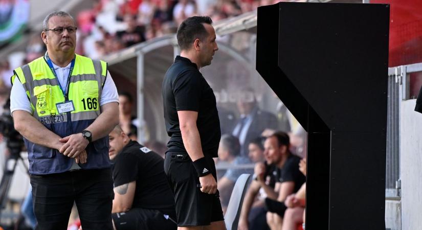 Már fújta a sípot a Loki és a Győr csatájában a vasárnapi rangadó sporija