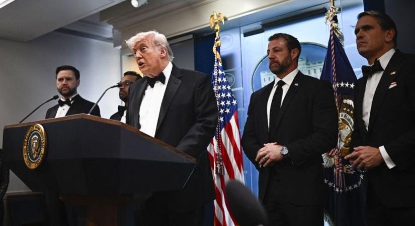 Trump közvetlen közelében nyitottak tüzet – drámai videón, ahogy az amerikai elnök és JD Vance menekül