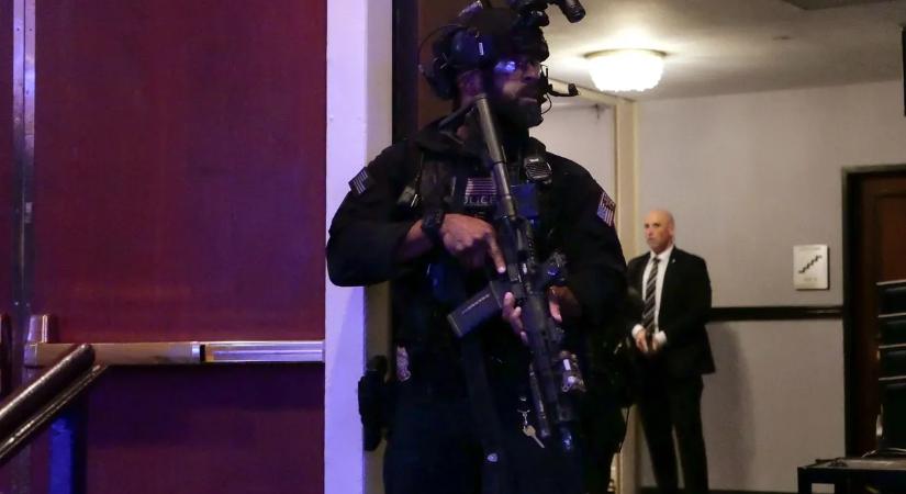 Elszabadult a káosz: így menekítették ki az amerikai alelnököt a Fehér Házból – videó