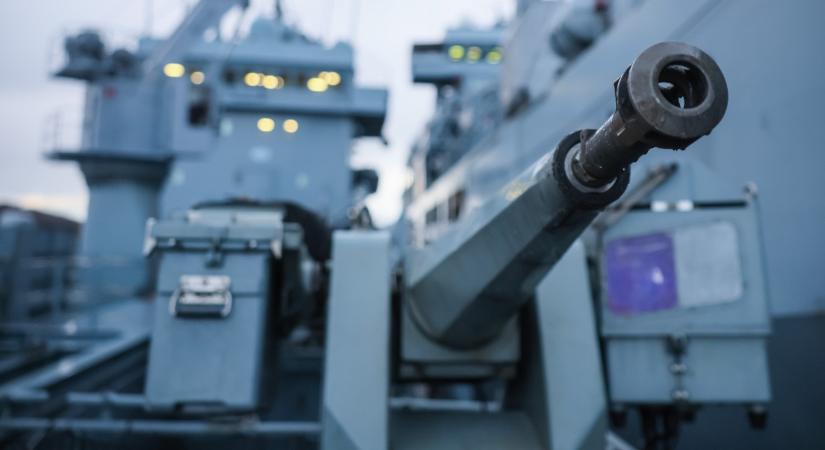 Német hadihajók indulhatnak a válságzónába