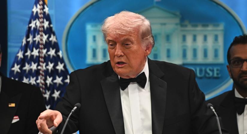 Csak a felszerelésen múlt: az ügynök mellényében akadt el a Trumpnak szánt golyó