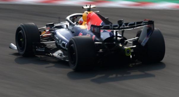 Saját Macarena-szárnyat fejlesztett a Red Bull?