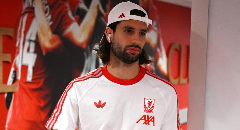 Szoboszlai Dominik győzelmét a kislánya is végignézte – édes fotón, ahogy a lelátón szurkolt neki