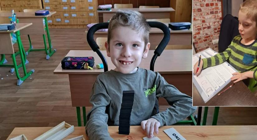 „Minden a legnagyobb rendben!” – Sugárzik a boldogságtól a gerincműtét utáni kontrollról érkező SMA Tomika