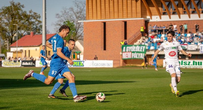 A siker reményében utazik Békéscsabára a Karcag