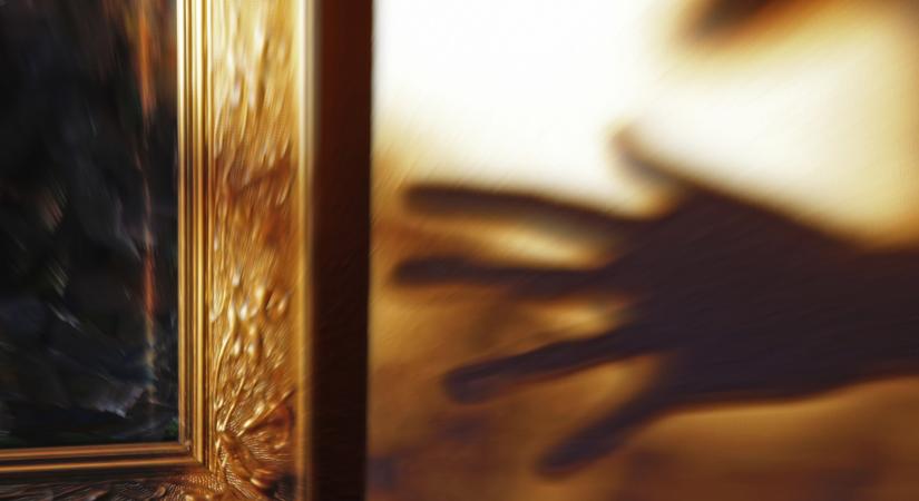 Ellopott festmény az elnöki irodában? Így próbálták lejáratni Zelenszkijt