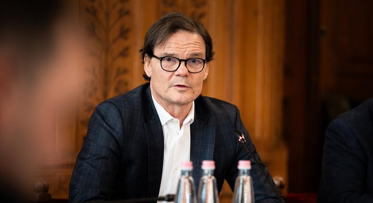 Bánki Erik visszavonul a politikától, nem veszi fel fideszes mandátumát