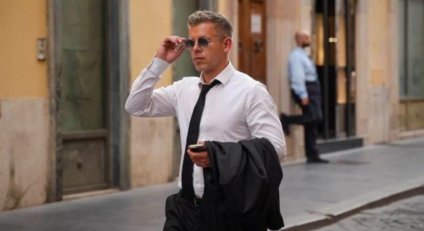 Odáig van Magyar Péter a róla készült filmért, még egy nemzetközi filmfesztiválra is elutazik miatta