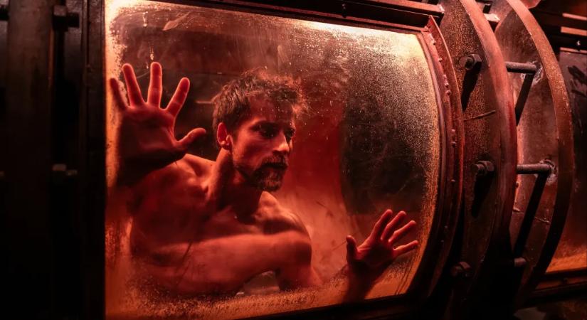 Most bárki megnézheti, hogy milyen a világon egyedülálló budapesti előadás