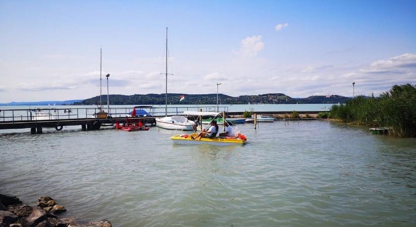 Meglepő fordulatot hozott a közmeghallgatás, teljesen új terveket kellett készíteni a balatoni kikötőhöz