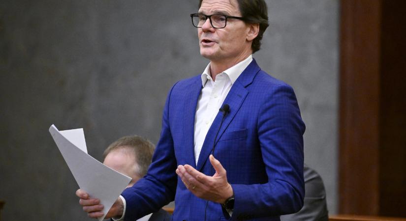 A fideszes Bánki Erik sem ül be a parlamentbe