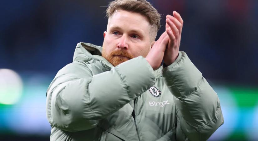 A Chelsea új edzője az akadémiáról építi fel stábját a hajrára