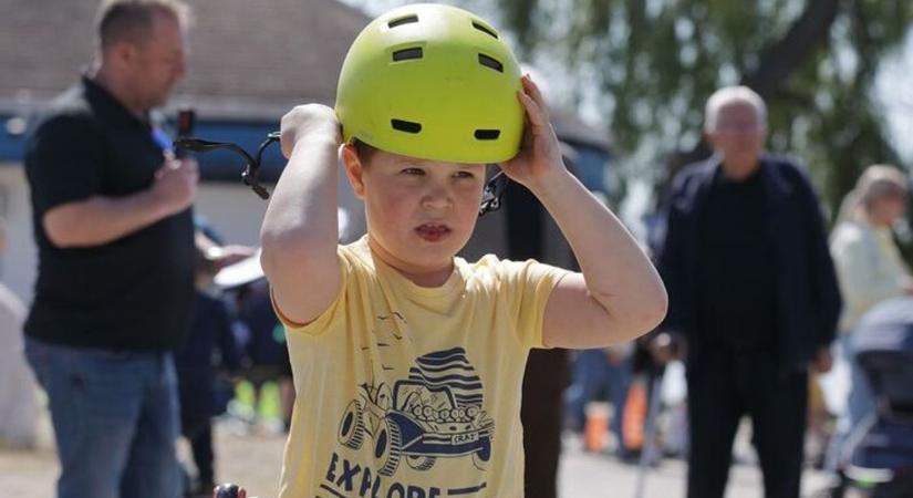 Kerékpározás gyerekkel: 10 tipp, hogy a közös túra öröm legyen