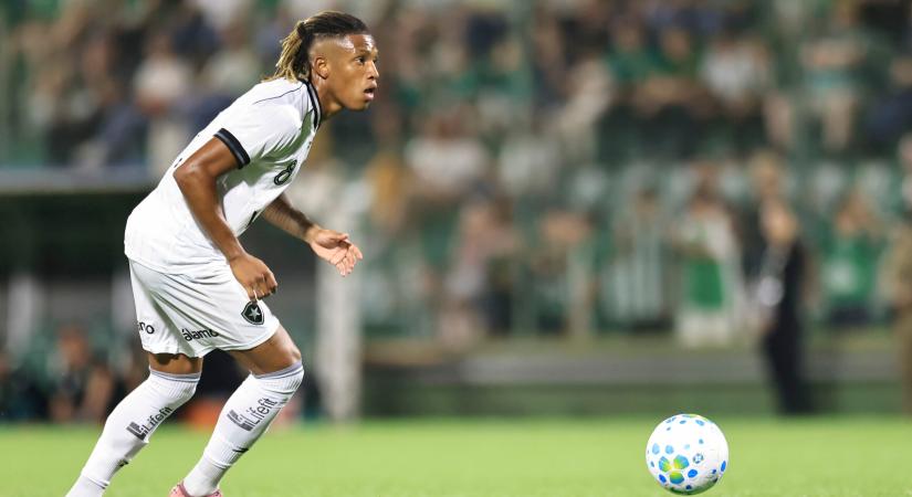 VIDEÓ: Bombagóllal üzent Ancelottinak a brazilok meglepetésembere