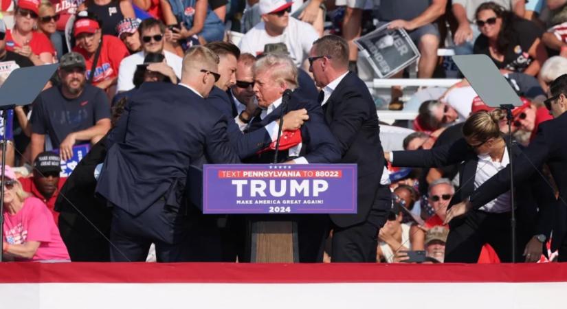 Lövöldözés a Fehér Házban, Donald Trump a földre esett – részletek