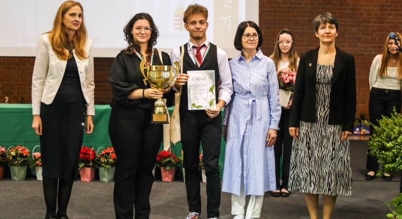 Kertépítők és virágkötők versenyeztek Szombathelyen, mutatjuk az eredményeket - fotók