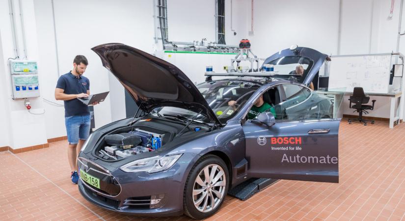 “Titkos” laboratóriumok ajtajai nyíltak meg, ahol az autótesztelés extrém körülmények között zajlik