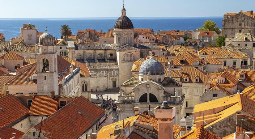 Júniustól új szabályok jönnek a Horvátországba utazó magyar turistáknak