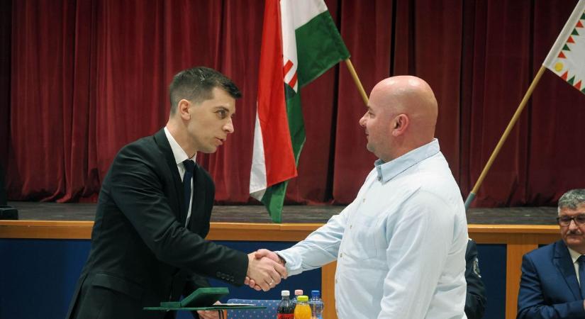 Ünnepélyes keretek között adták át Az Év Veszprémi Polgárőre díjat Herenden (galéria)