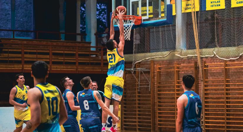 Hazai pályán nincs kérdés: győzött és a 9. helyért játszhat a Kosársuli