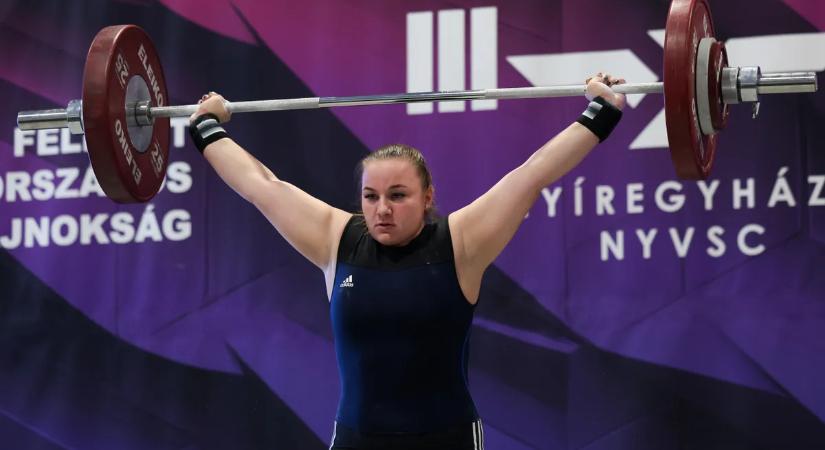 Boros Viktória 18. lett plusz 86 kilogrammban a súlyemelő Eb-n