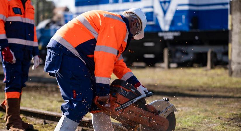 Egyre sürgetőbb a szegedi vasút felújítása, de csak jövőre kezdhetik el a munkát