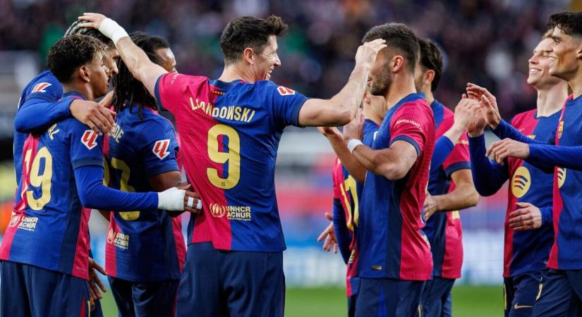 Még a végén Madridban köt ki Lewandowski, de a Manchester United is figyeli