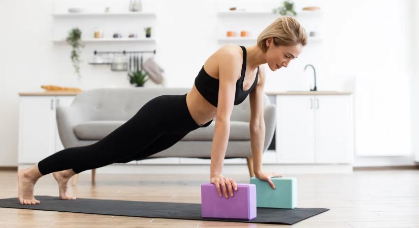 Ezek a leghasznosabb jógaeszközök a gyakorláshoz