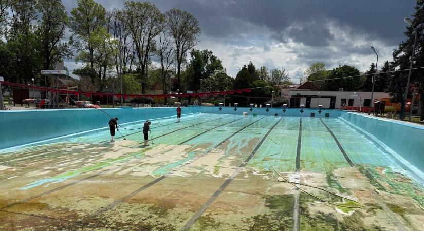 Hosszú hétvége előtt jött a hidegzuhany: több fürdő zárva lesz