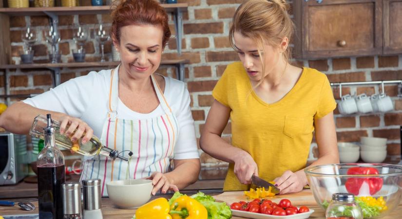 „Pont úgy beszélsz, mint az édesanyád!” Miért másoljuk a szüleinket, még ha nem is akarjuk?