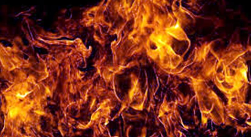 Tűz egy zalai családi háznál, a garázs is égett