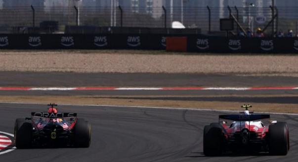 Szárnyak, rajtok, esélyek: vasárnapi F1-es hírek