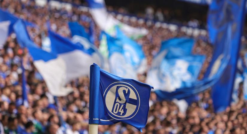 Egy nyugdíjas holttestére bukkantak a takarítók a Schalke stadionjában