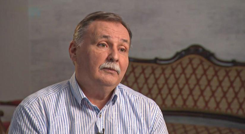 „Csak annyit éreztünk, hogy nagy a baj” – így élte meg a Tisza leendő minisztere a csernobili katasztrófát magyar katonaként – fotó